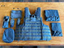 Load image into Gallery viewer, Vest with 10x12 Plates and Side Plates
